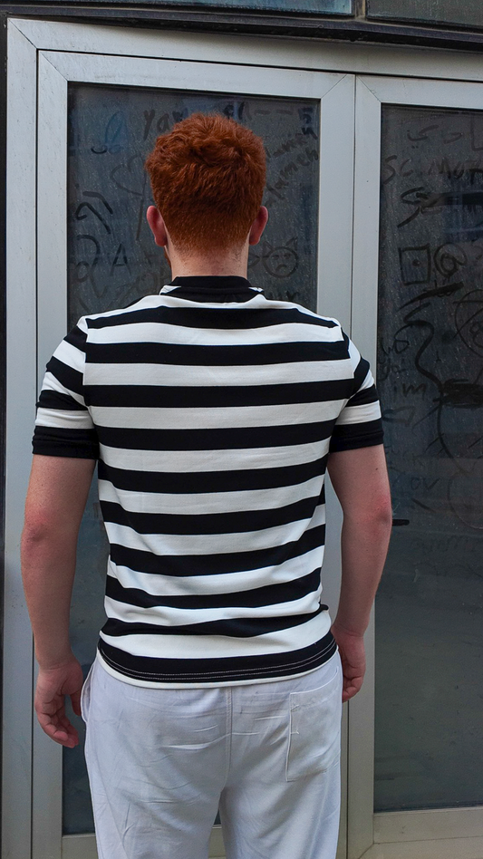Quiet Lines Tee - Black - Product photo 2